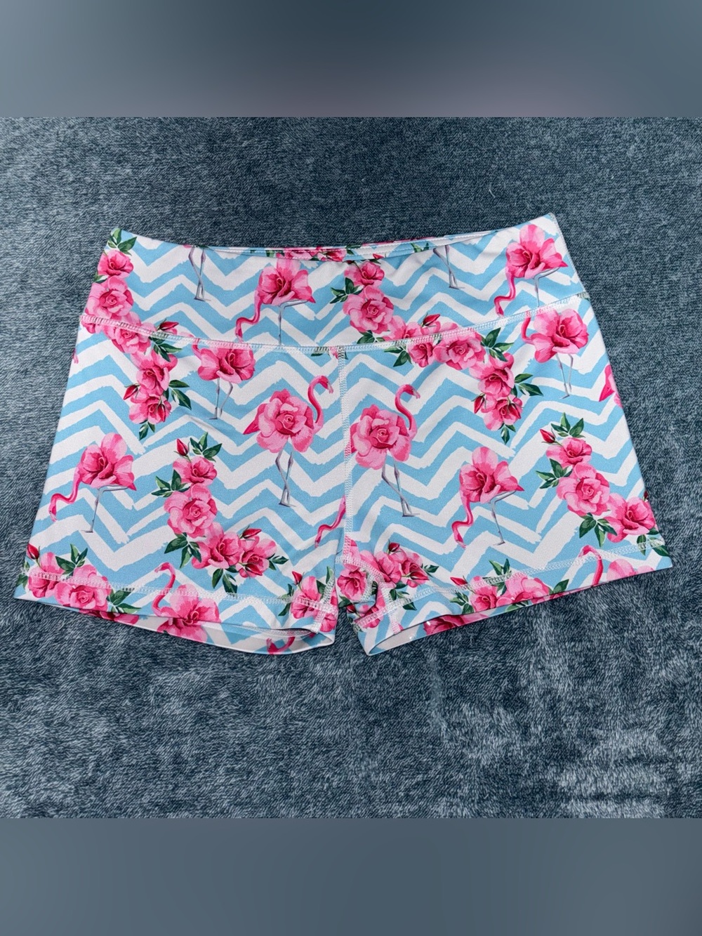 lab MFG Flamingo Gym Shorts Size 10/Large
